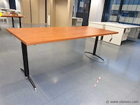 Vintage vergadertafel artifort - afbeelding 1 van  3