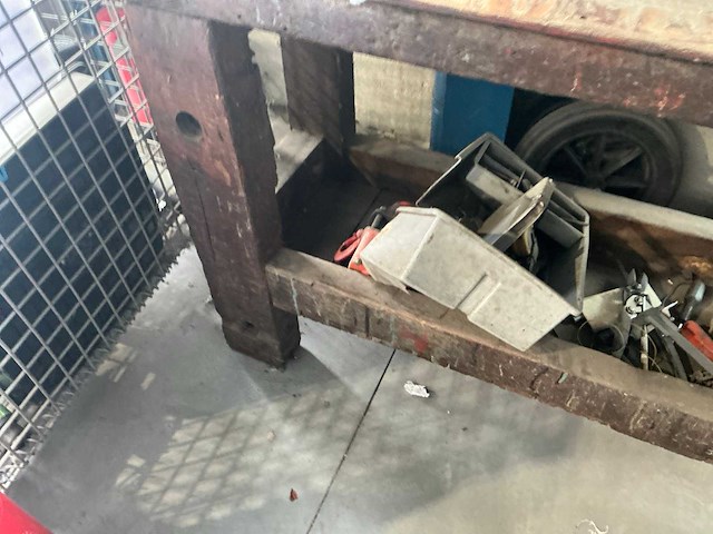 Vintage werkbank - afbeelding 3 van  6