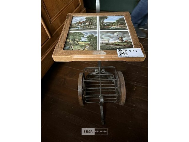 Vintage wijnrekje op wielen - afbeelding 1 van  3