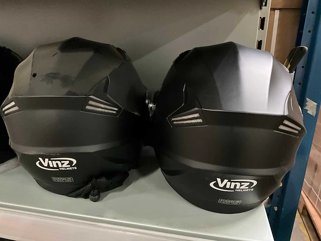 Vinz diverse modellen en maten motorhelmen (4x) - afbeelding 4 van  6