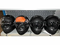 Vinz diverse modellen en maten motorhelmen (4x)