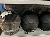 Vinz diverse modellen en maten motorhelmen (4x) - afbeelding 5 van  8