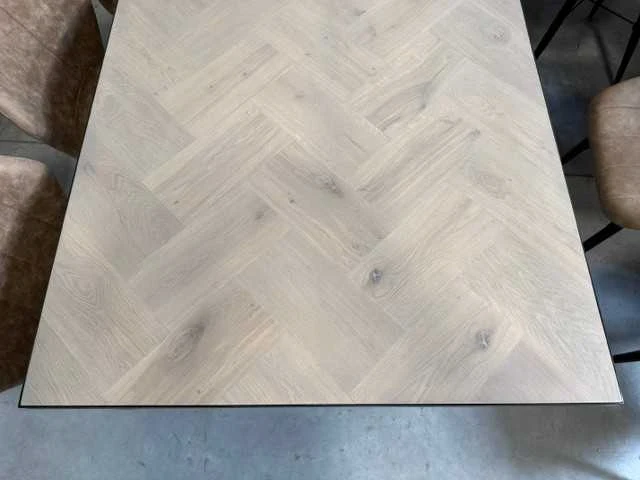 Visgraat tafel - afbeelding 4 van  4
