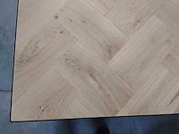 Visgraattafel eik parket - afbeelding 1 van  1