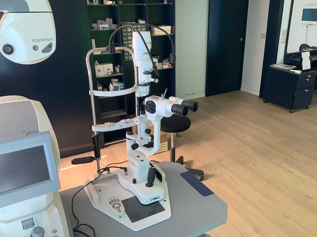Visionix vx70 slitlamp - afbeelding 1 van  14