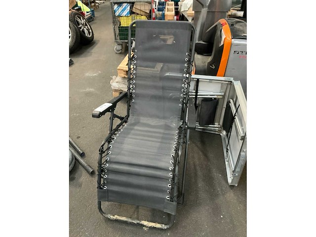 Visserstoel en opplooibare tafel - afbeelding 2 van  4