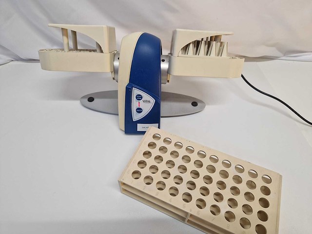 Vital diagnostics - duo-mix tube mixer - agitation equipment - afbeelding 2 van  3
