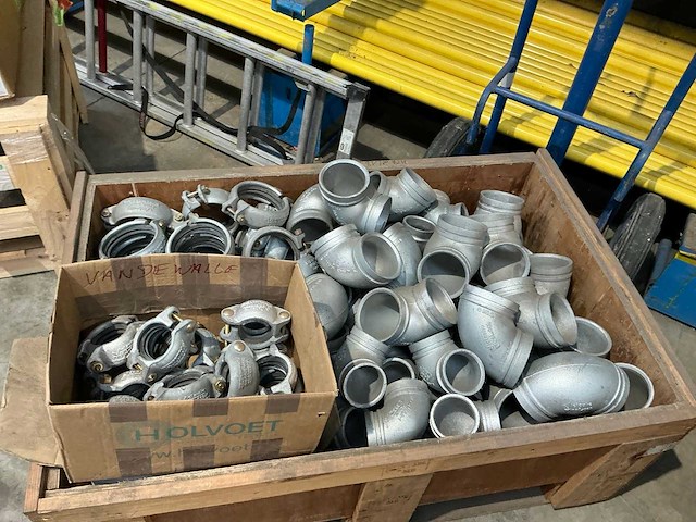 Vitaulic firelock partij elleboogstukken - afbeelding 1 van  4