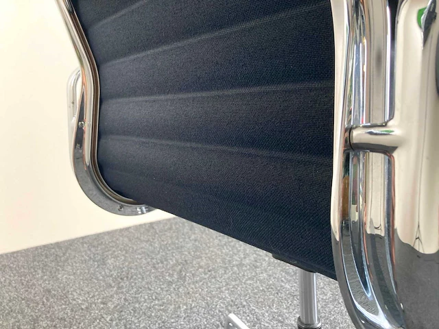 Vitra - aluminium chair ea117 - - vergaderstoel - afbeelding 21 van  28