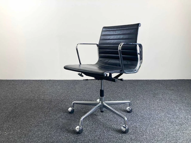 Vitra - aluminium chair ea117 - - vergaderstoel - afbeelding 12 van  28