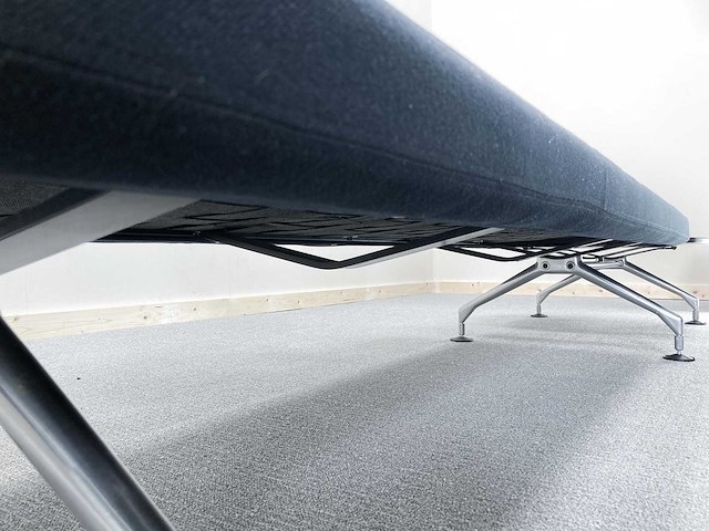 Vitra - area - wachtbank - sofa - afbeelding 10 van  22