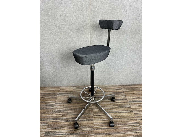 Vitra - nelson perch - kruk - stool - afbeelding 2 van  8