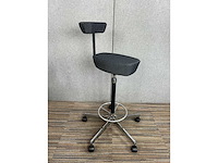 Vitra - nelson perch - kruk - stool - afbeelding 4 van  8