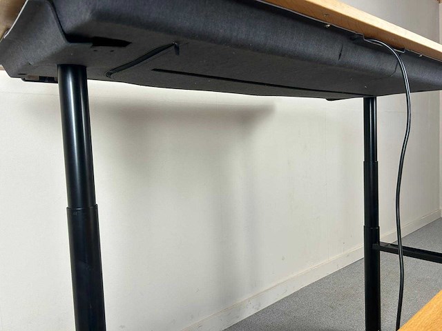 Vitra - vitra elektrische zit-sta dubbele workbench - bureau - afbeelding 2 van  10