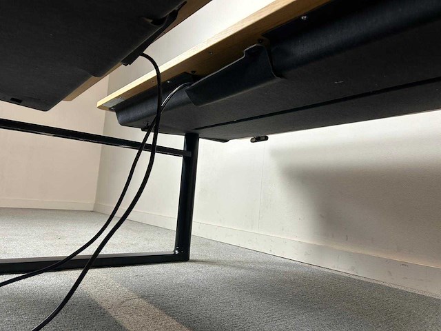 Vitra - vitra elektrische zit-sta dubbele workbench - bureau - afbeelding 5 van  10