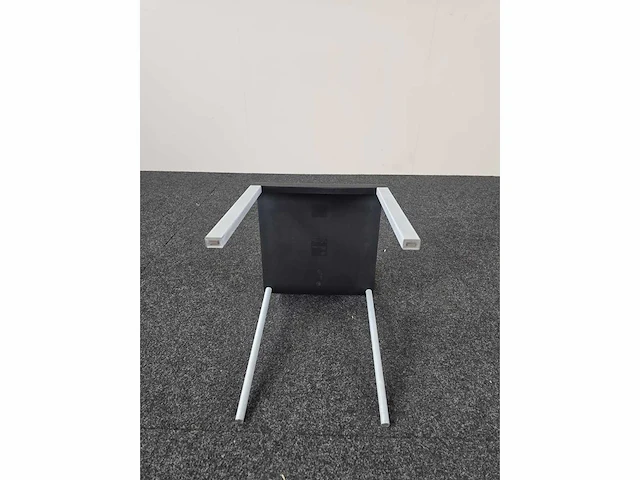 Vitra .03 - designstoel - kantinestoelen (5x) - afbeelding 2 van  10