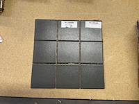 Vitra antraciet 10x10 cm mozaïek tegel 25 m² - afbeelding 2 van  3