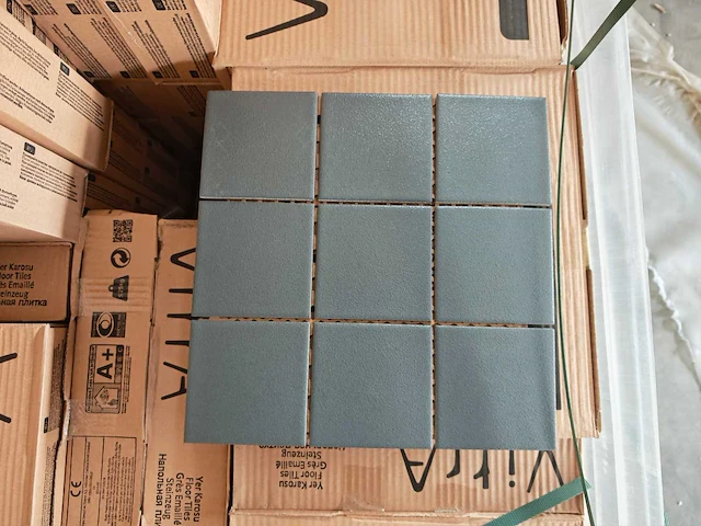Vitra antraciet 10x10 cm mozaïek tegel 25 m² - afbeelding 2 van  6