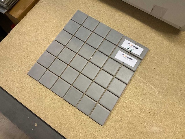 Vitra arizona grijs 5x5 cm mozaïek tegel 50 m² - afbeelding 3 van  3
