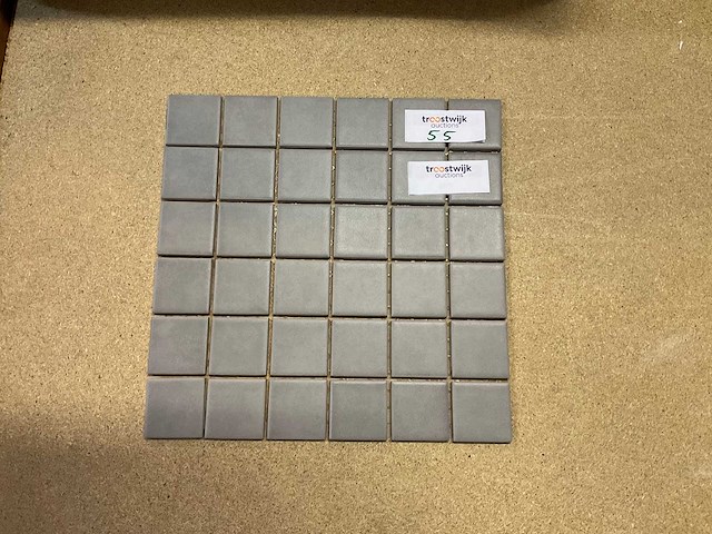 Vitra arizona grijs 5x5 cm mozaïek tegel 50 m² - afbeelding 1 van  2