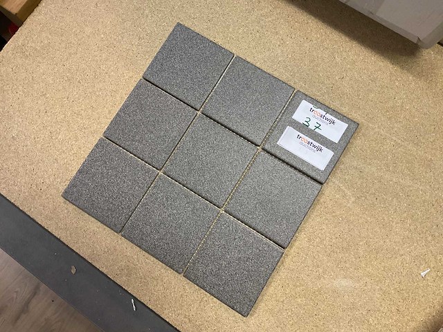 Vitra dotti dark grey 10x10 cm mozaïek tegel 10 m² - afbeelding 3 van  3