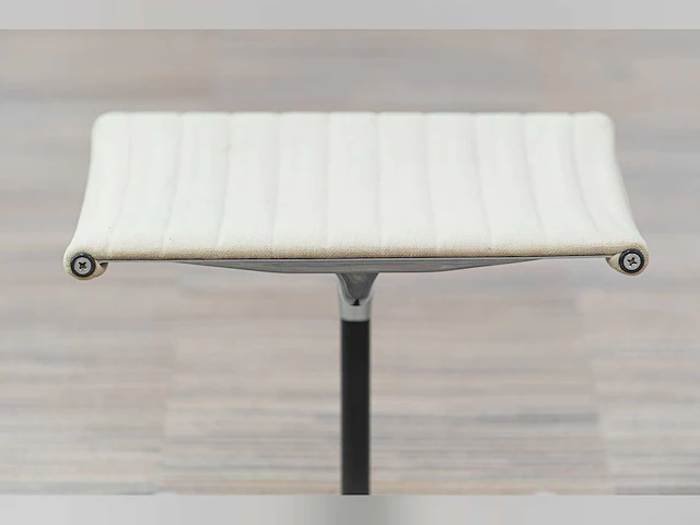 Vitra ea116 salonset - sofa - afbeelding 19 van  20