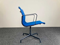 Vitra ea208 - alu chair - vergaderstoel - afbeelding 5 van  11