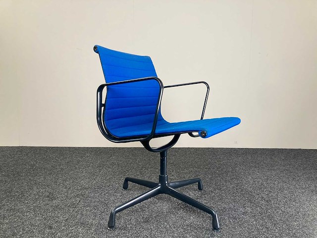 Vitra ea208 - alu chair - vergaderstoel - afbeelding 5 van  5