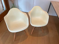 Vitra eames daw eetkamerstoel (2x) - afbeelding 1 van  6