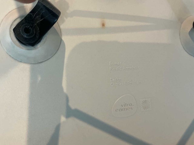 Vitra eames daw eetkamerstoel (2x) - afbeelding 6 van  6