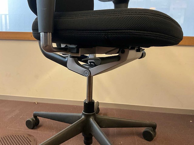 Vitra headline ergonomische design bureaustoel - afbeelding 7 van  10