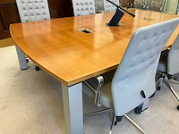 Vitra id trim design bureaustoel (6x) + wilkhahn vergadertafel - afbeelding 13 van  34