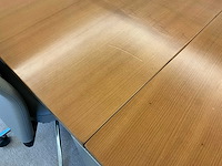 Vitra id trim design bureaustoel (6x) + wilkhahn vergadertafel - afbeelding 15 van  34