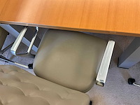 Vitra id trim design bureaustoel (6x) + wilkhahn vergadertafel - afbeelding 25 van  34