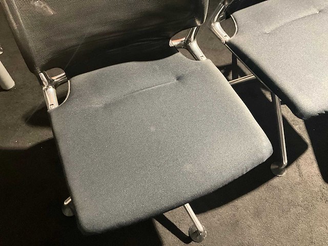 Vitra meda vergaderstoel (6x) - afbeelding 10 van  14