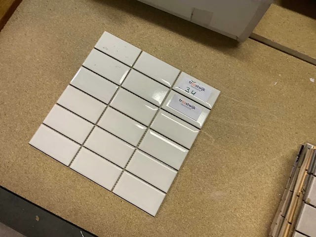Vitra metrotiles glans wit mozaiektegel 30x30 cm 10 m² - afbeelding 2 van  3