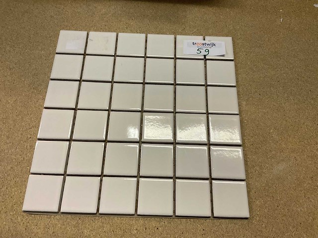 Vitra ral 9016 glans wit mozaïek tegel 5x5 cm 20 m² - afbeelding 1 van  3