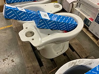 Vitra staande toilet - afbeelding 1 van  6