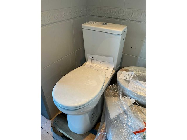 Vitra/procasa toilet (2x) - afbeelding 2 van  6