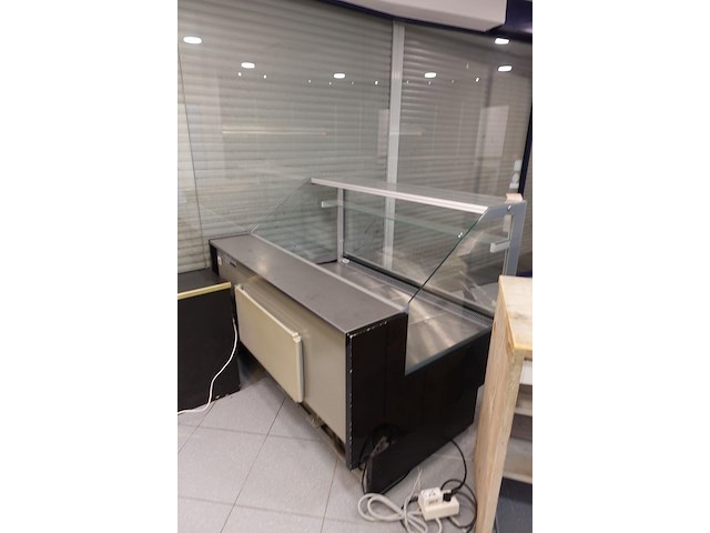 Vitrine koeltoog - afbeelding 3 van  9