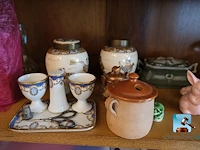 Vitrine met inhoud - afbeelding 7 van  32