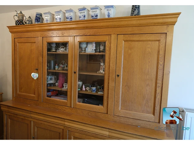 Vitrine met inhoud - afbeelding 12 van  32