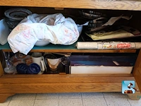 Vitrine met inhoud - afbeelding 25 van  32
