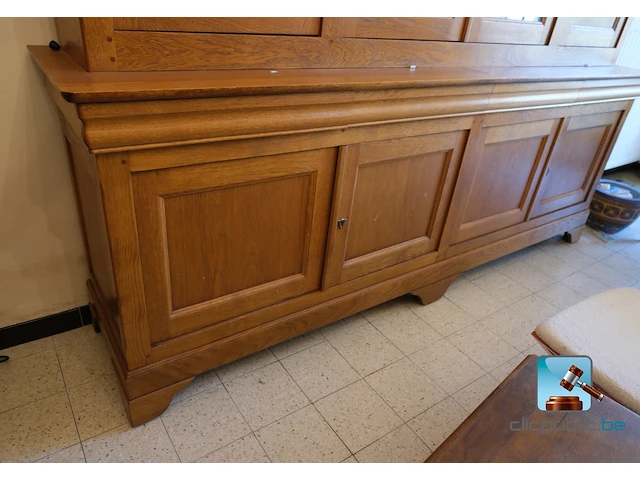 Vitrine met inhoud - afbeelding 23 van  32