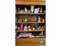 Vitrine met inhoud - afbeelding 31 van  32
