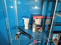 Vitrine met plank - afbeelding 4 van  8