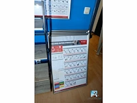 Vitrine met plank - afbeelding 7 van  8