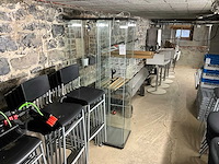 Vitrinekast (2x) - afbeelding 1 van  5