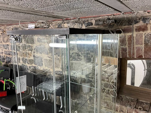 Vitrinekast (2x) - afbeelding 4 van  5