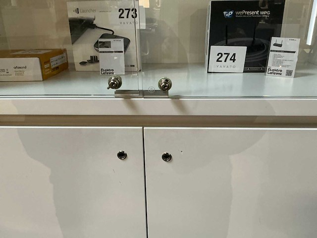 Vitrinekast (3x) - afbeelding 5 van  8